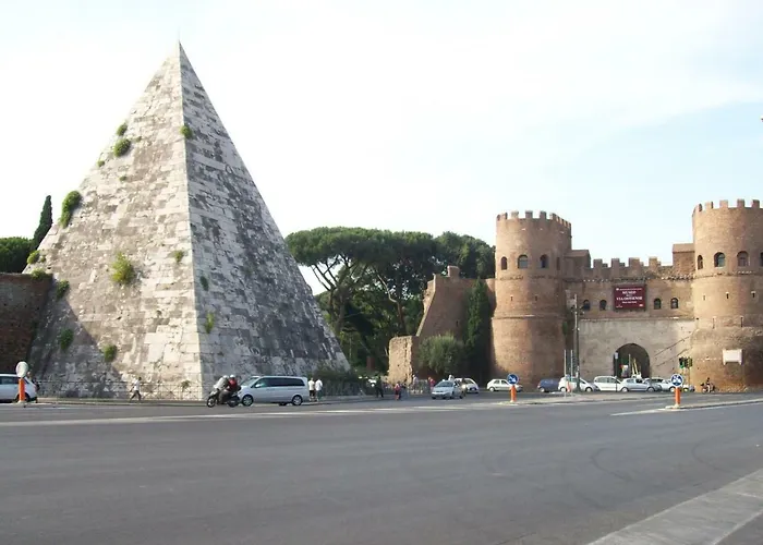 Modern Apartment near Colosseum